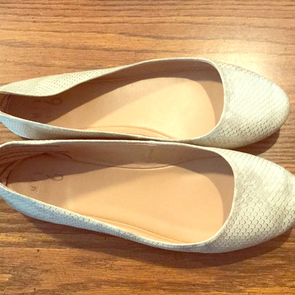 Mix no 6 size 11 snakeskin/silver flats